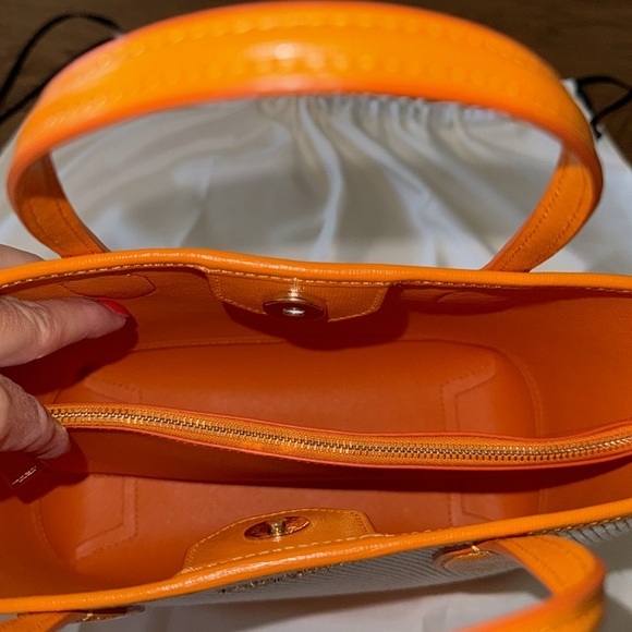 KATE SPADE BLEECKER TUMERIC MEDIUM TOTE. NWT - Picture 5 of 8